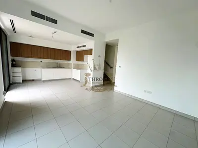 FAMILY HOME | GATED COMMUNITY | UNFURNISHED