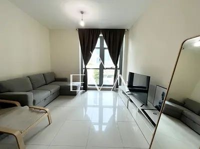FURNISHED | VACANT MID SEP | LARGE LAYOUT