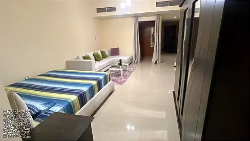 استوديو بمطبخ منفصل \\\ وخزائن مدمجة \\\ شامل الفواتير