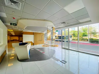 FULLY FITTED COMMERCIAL SHOWROOM | READY FOR BUSINESS