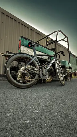 Cervelo S5 2023 pedals not included