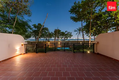 Vacant On Transfer / Huge Terrace On Ground Floor