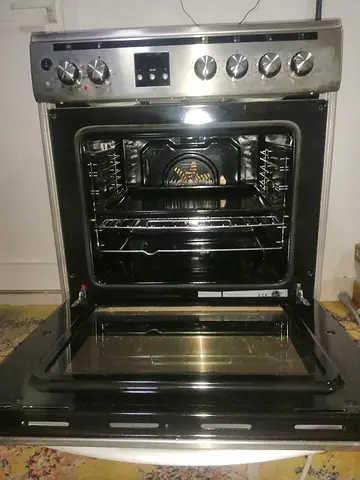 Electric Cooking Range