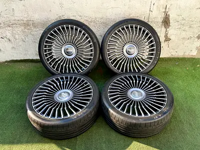Range Rover 24” Forged Wheels + 295/3524 Continental 2025