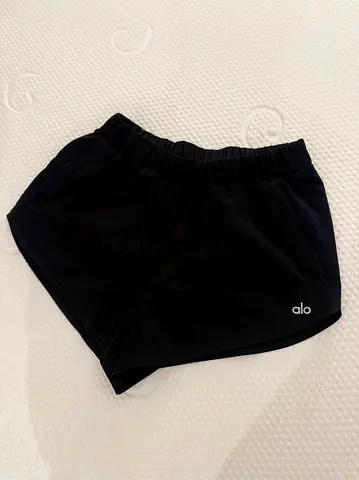New Alo Women’s Black Athletic Shorts - Size XXS