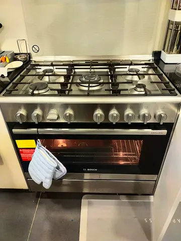Bosch 5 Burner Full Gas Cooker Range. Made Italy. 90×60cm