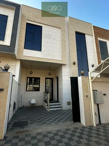 5 Bedroom with 5 Washroom ,Big Living Hall Drawing Room Big Close Kitchen Brand New TownHouse Available For Rent