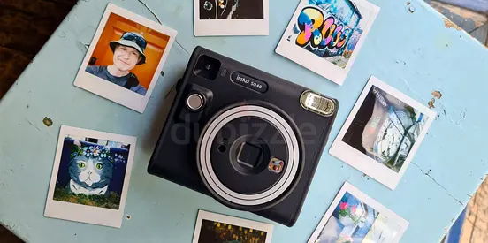 (MEGA SALE, 70% OFF FOR AED 479 ONLY) BRAND NEW Fujifilm Instax Square SQ40 Camera