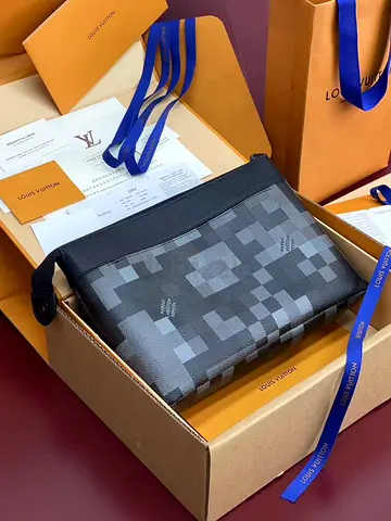 Lv clutch
