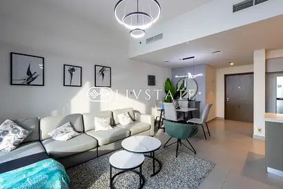 High floor | Vacant | 1 month free