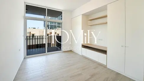 ELLINGTON | WITH APPLIANCES | HUGE LAYOUT