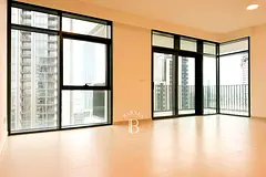 Low Floor l Great Price l Branded