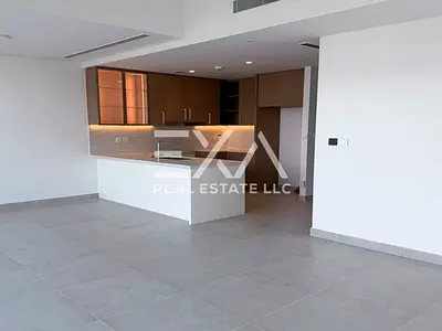 Single Row I Prime Location I Ready to Move in