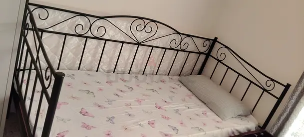 Day bed