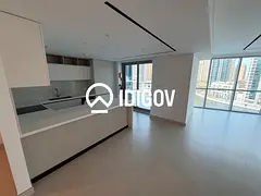 Marina view | Corner Unit | Open Plan Kitchen