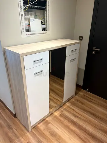 Shoe Cabinet with Mirror – 120x120 cm, 3 Doors 2 Drawers