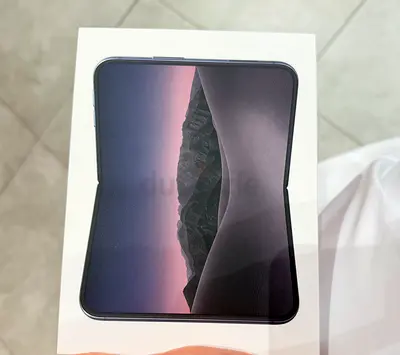 Brand new sealed Apple iPhone 256 black, TDRA