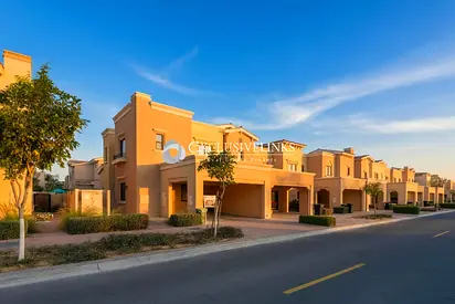 Single Row | Desert View | Prime Location