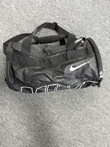 Nike black small/medium duffel gym bag