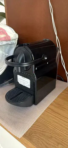 Inissia Coffee Machine By Nespresso, Black, 0.7L (UAE Version) - under warranty