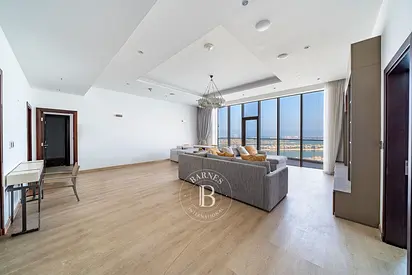 Atlantis & Burj Al Arab Views |Beach Access |Vacant