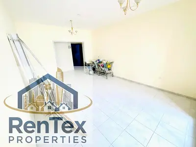 SUPER OFFER 3 BED ROOM WITH 3 WASHROOM WITH CENTRAL AC RENT IS ONLY 35k NEAR FAMILY PARK 🏡🤩