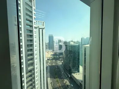 City View| Balcony | Multiple Cheqs | 3 Parking