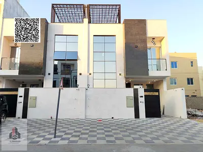 Townhouse for sale with a swimming pool at an attractive price, including registration fees.