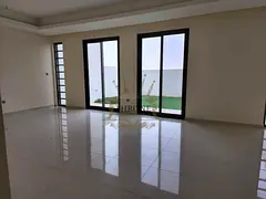 Vacant 5BR| R3M | Claret | Single Row| Desert View
