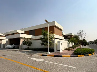 Ready 2 Move Corner Villa_4BR+Mjls_Mortgage_Free.H