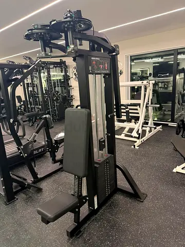 Hammer Strength Select Pectoral Fly / Rear Deltoid