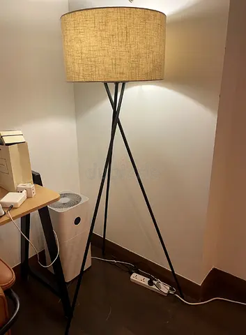 Tripod Floor Lamp with Linen Shade - Great Condition
