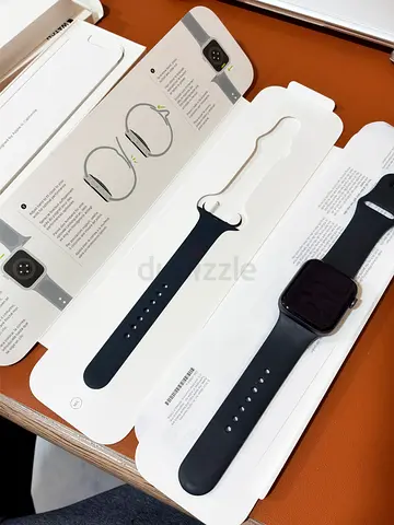 Apple Watch Series 6 - 44mm (With Box)
