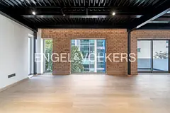 Industrial-Style Office | DDA License | Low-rise