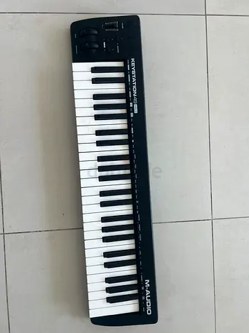Maudio key station 49 midi keyboard