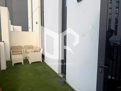 🏡 غرفة وصالة في الجادة – مساحة كبيرة وبلكونة واسعة