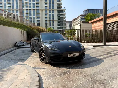 Porsche Panamera 4 Platinum Edition 2022 GCC Specs