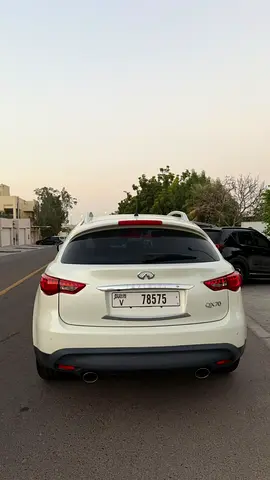 2019 Infiniti QX70 GCC Specs