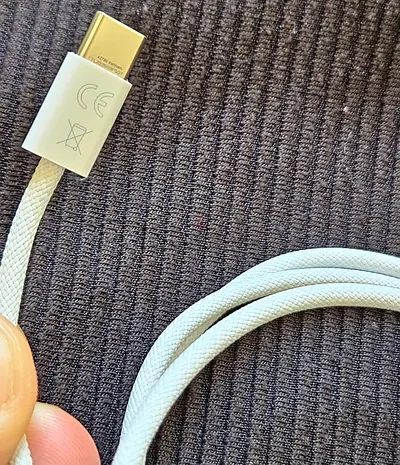 Cable iPhone 18 Pro Max Original 
Delivery Free To Nearest Metro