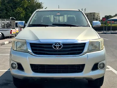 Toyota Hilux 2013 Double Cab GLX GCC Specs
