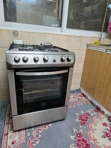 Stainless steel freestanding gas cooker with oven - used, good condition
