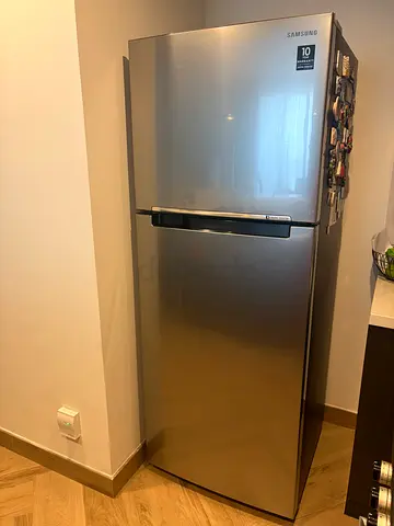 Samsung single-door refrigerator in good condition - 310L (approx.)