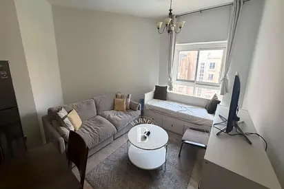 Furnished 2BR | Pool View | Walk to Circle Mall