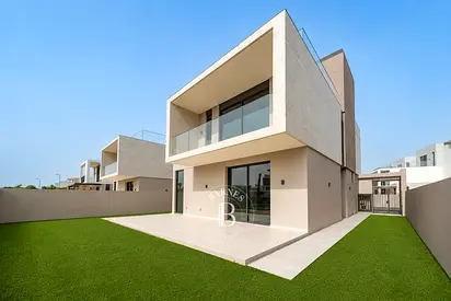Single Row | Luxury Living | Green Belt