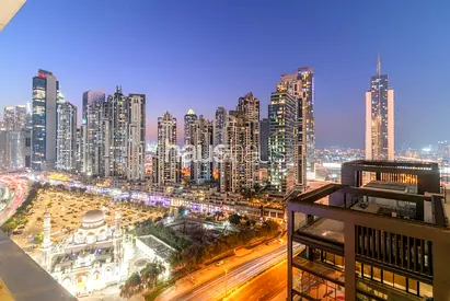 Fully Upgraded | City Views | Fully Furnished