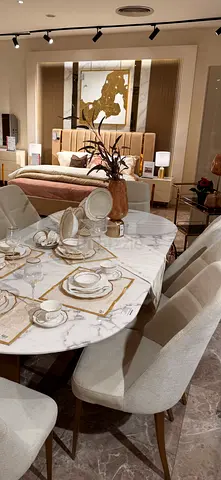 Luxury Marble Dining Table

Brand-new marble dining table, seats 8 people comfortably