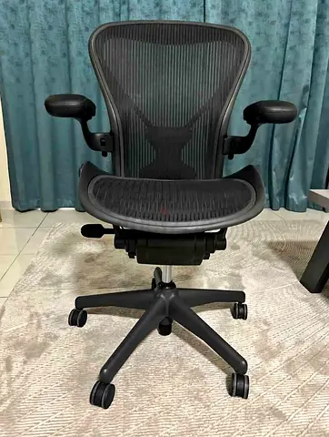 Herman Miller Aeron chair for selling.fully loaded chair