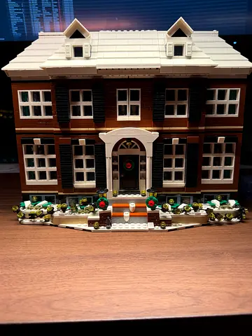 LEGO Home Alone 21330