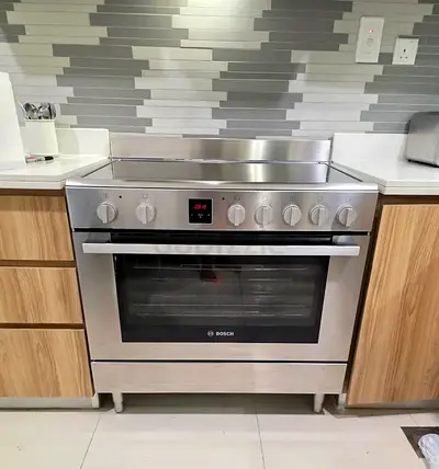 Free Delivery BOSCH Latest Model 5-Burner Electric Ceramic Cooking Range 90x60 CM
