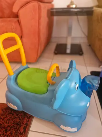 Blue Elephant with Back Handle - Good Condition